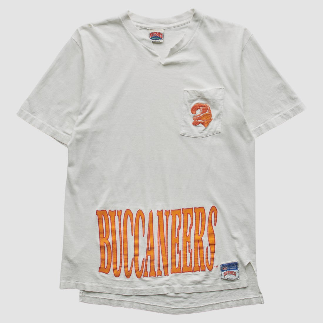 Tampa Bay Buccaneers Nutmeg Mills 90s T-shirt White Vintage - Fanatics