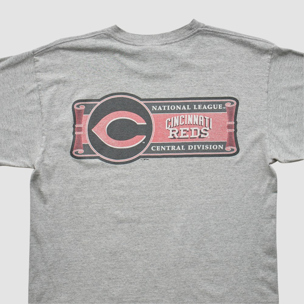 Cincinnati Reds Nike 2000s T-shirt for sale