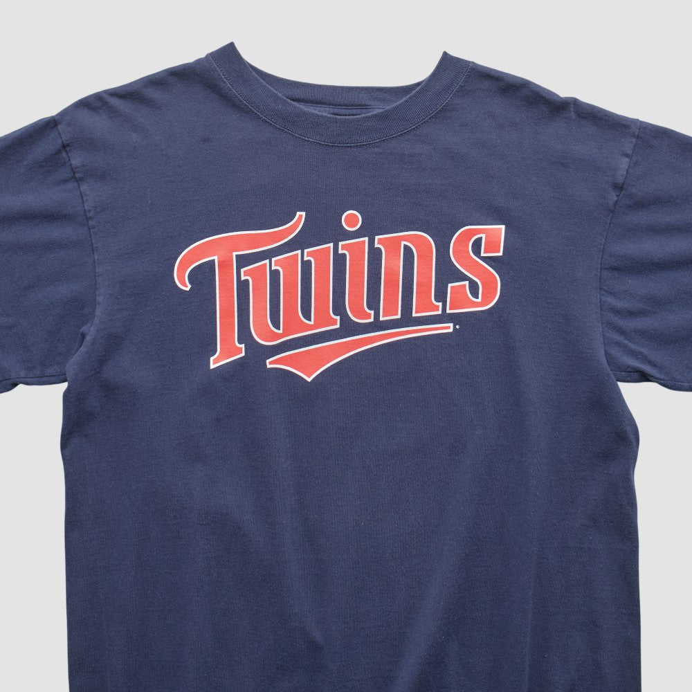 Minnesota Twins Majestic 2000s T-shirt Near Me
