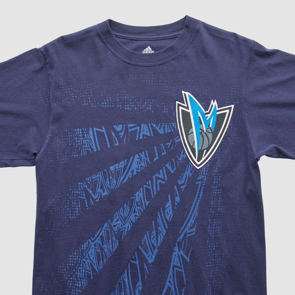 Adidas - Dallas Mavericks 2010s T-shirt - Navy Vintage