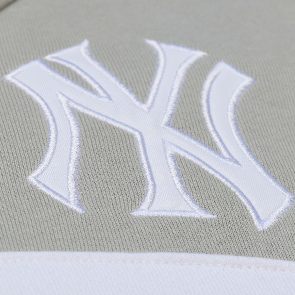 New York Yankees Mitchell & Ness Cooperstown Collection Thunderstorm Head Coach Hoodie Lifestyle
