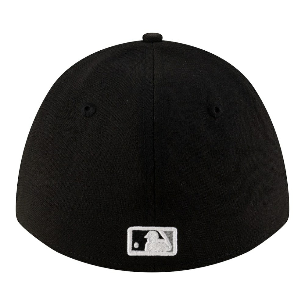 Chicago White Sox New Era Player Replica 39THIRTY M-Crown Flex Hat Lifestyle