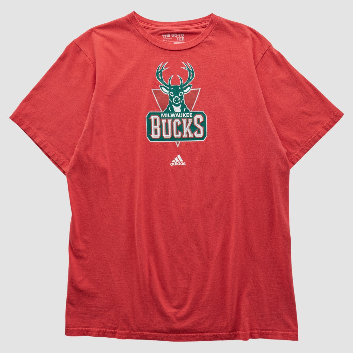 Adidas - Milwaukee Bucks 2010s T-shirt - Red Vintage