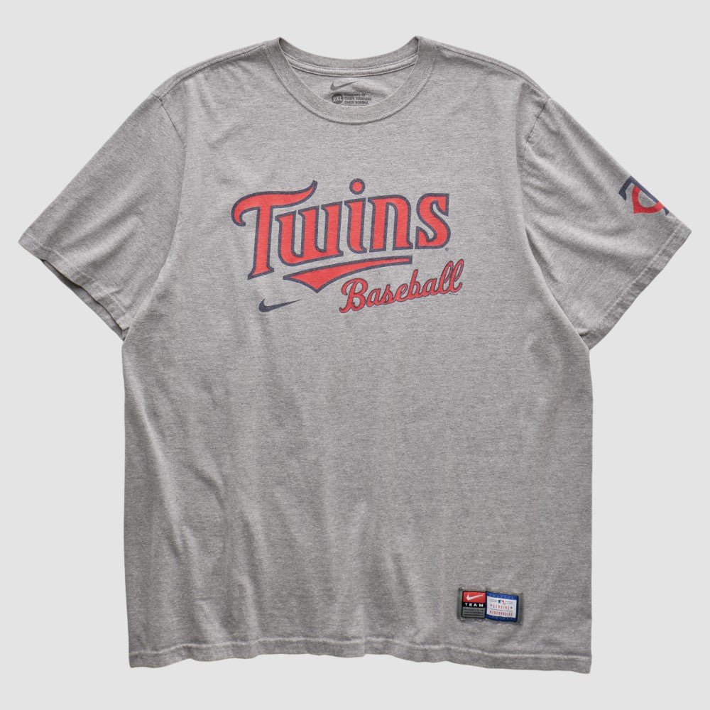 Minnesota Twins Nike 2010s T-shirt Near Me