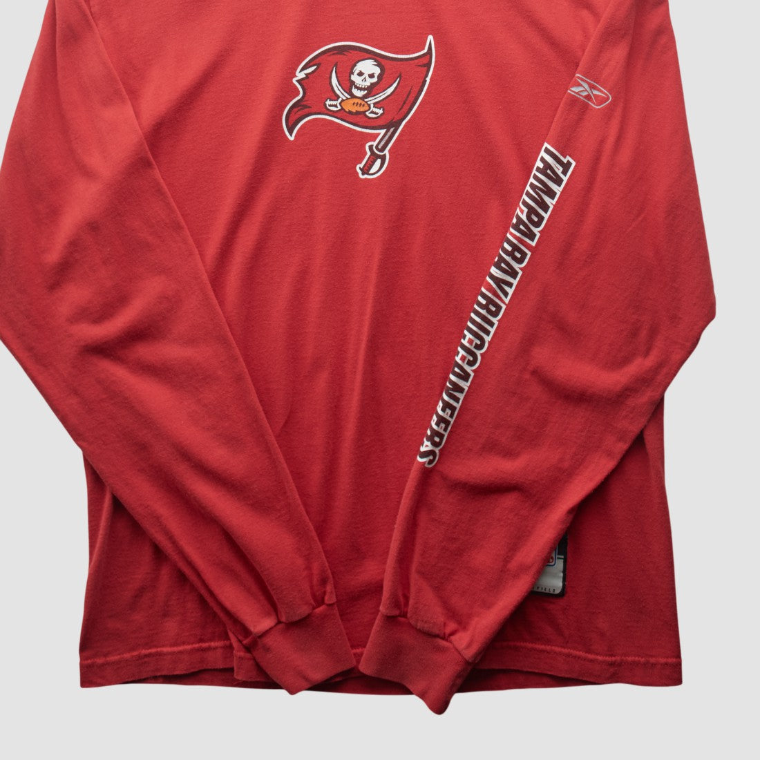 Tampa Bay Buccaneers Reebok 2000s Long Sleeve T-shirt Red Vintage - Fanatics