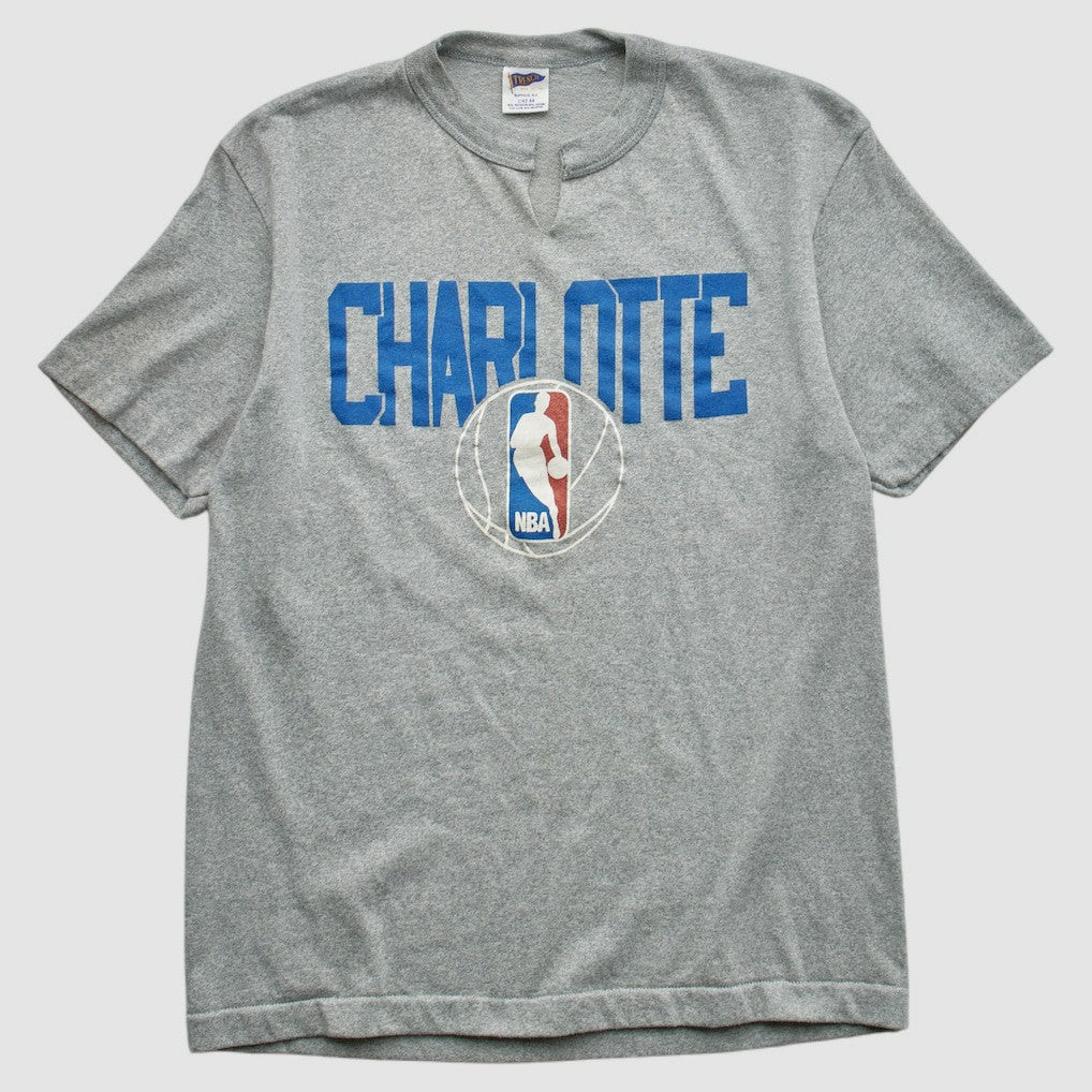 Vintage - Charlotte Hornets Trench 90s T-shirt - Heather Gray Vintage