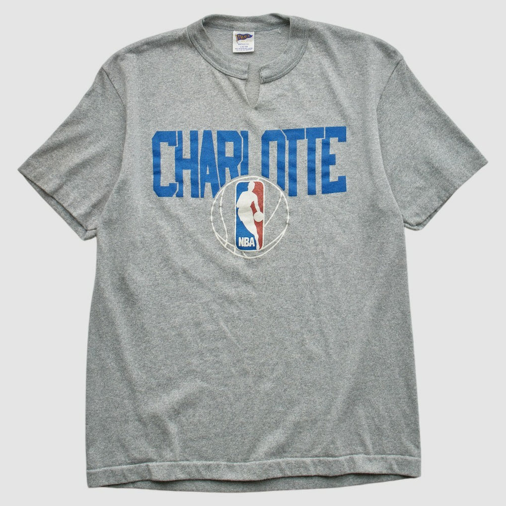 Vintage - Charlotte Hornets Trench 90s T-shirt - Heather Gray Vintage