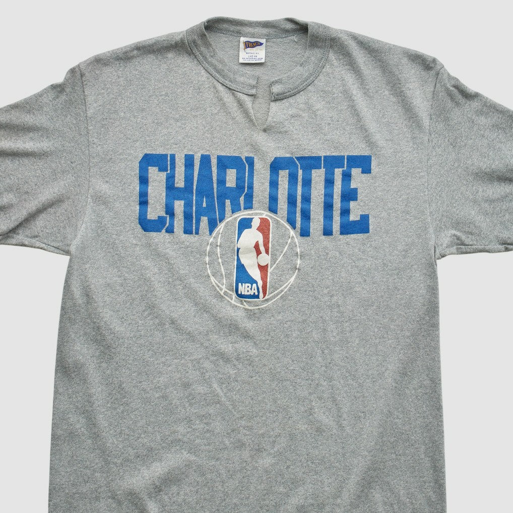 Vintage - Charlotte Hornets Trench 90s T-shirt - Heather Gray Vintage