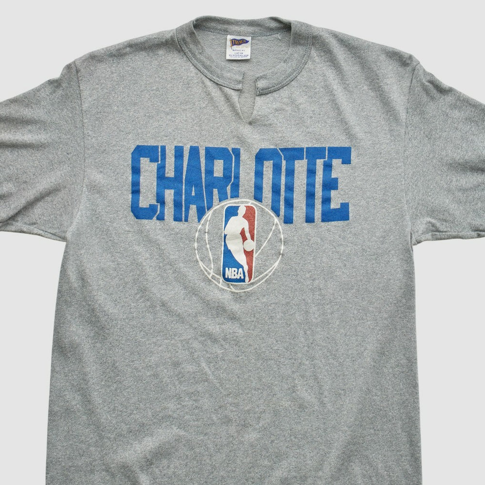 Vintage - Charlotte Hornets Trench 90s T-shirt - Heather Gray Vintage