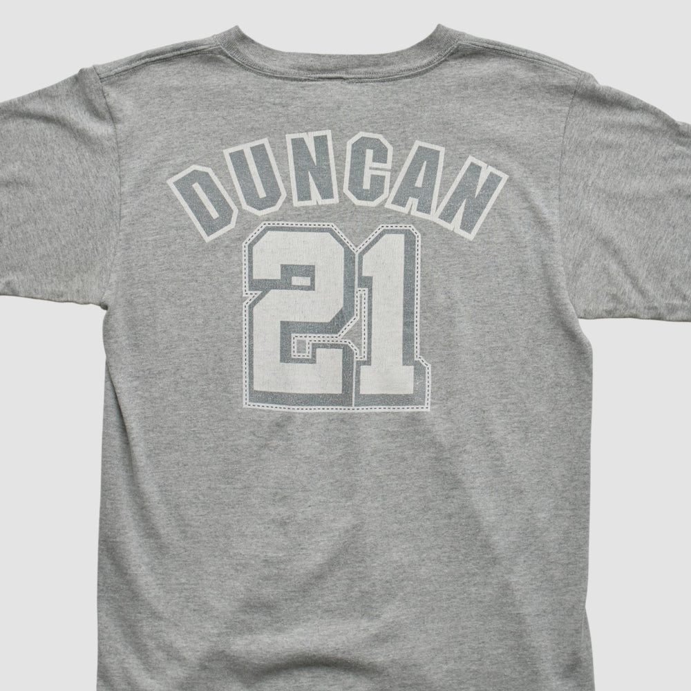 Vintage - San Antonio Spurs Majestic 2000s T-shirt - Heather Gray Vintage