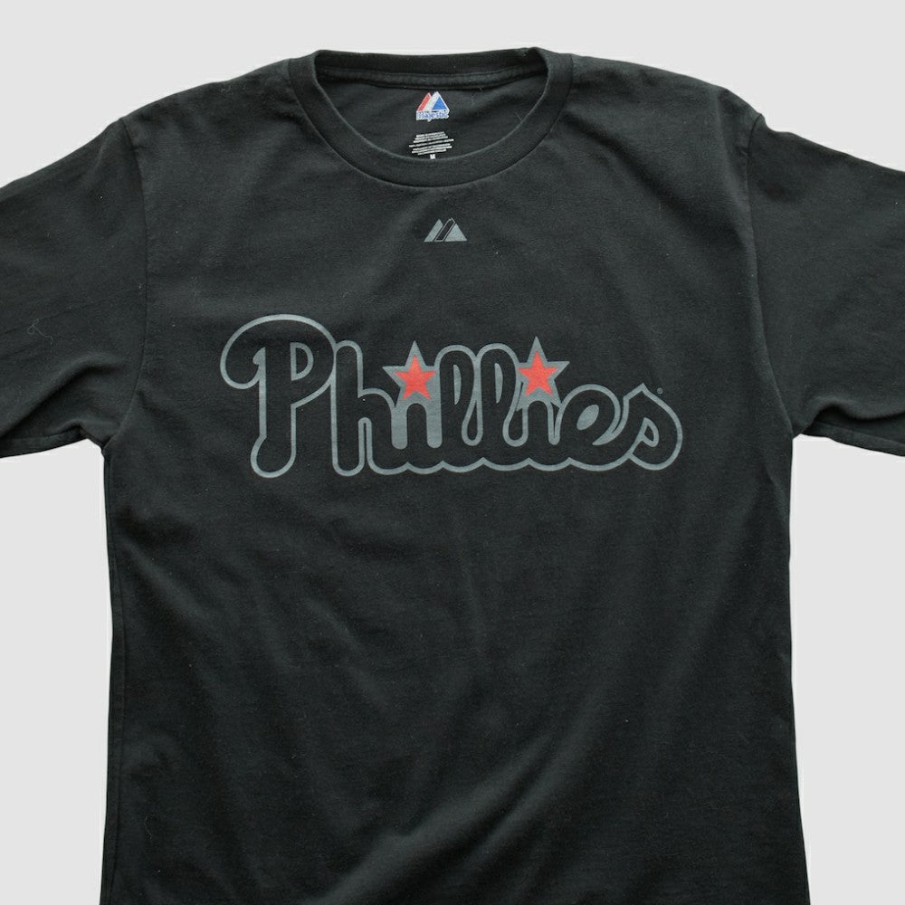 Philadelphia Phillies Majestic 2000s T-shirt Near Me