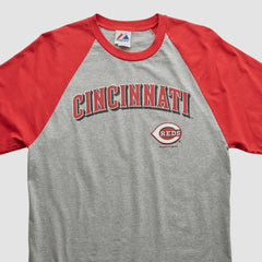 Cincinnati Reds Majestic 2000s T-shirt On Sale
