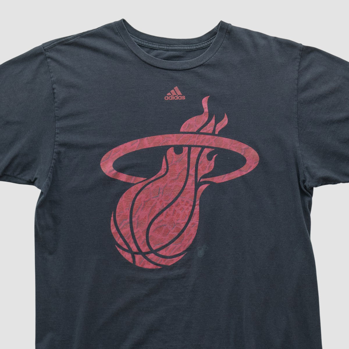 Adidas - Miami Heat 2010s T-shirt - Navy Vintage