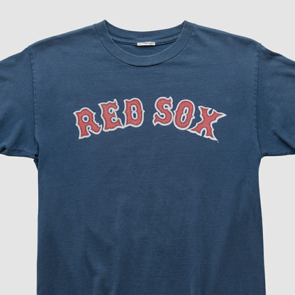 Boston Red Sox 2000s T-shirt Near Me