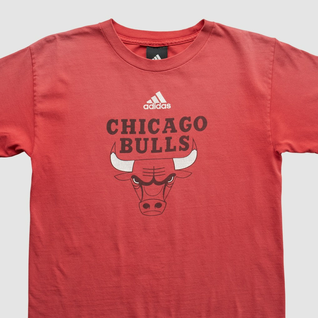 Adidas - Chicago Bulls 2010s T-shirt - Red Vintage
