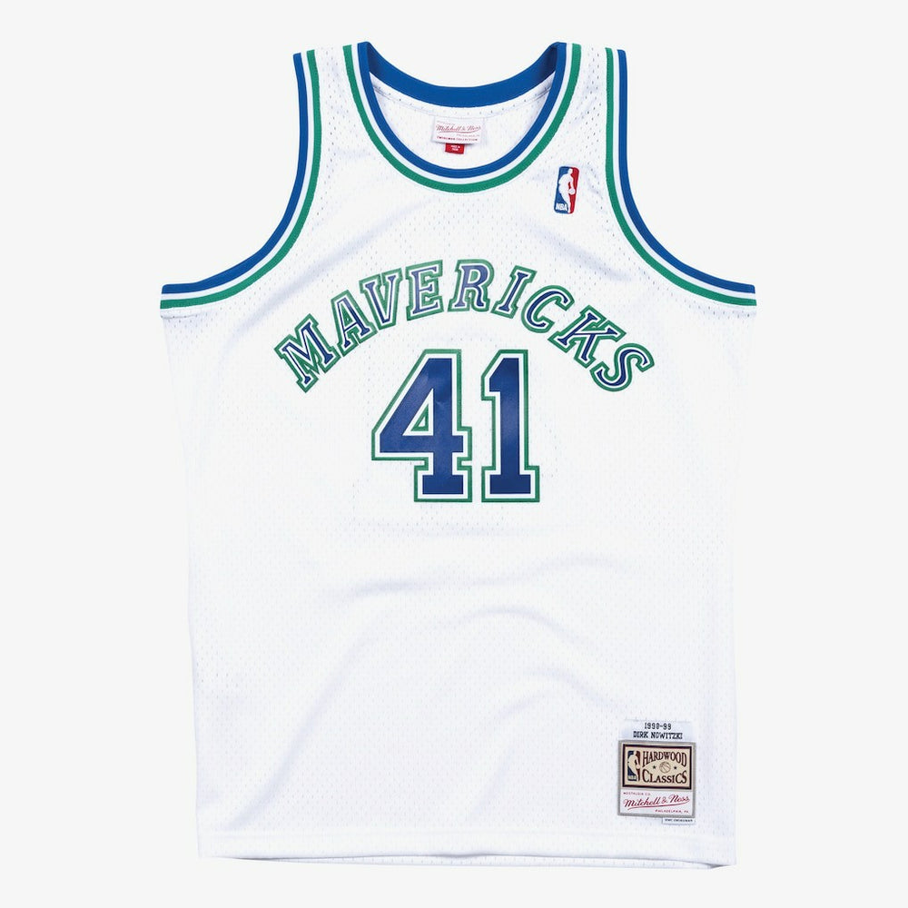 Mitchell & Ness - Dirk Nowitzki Dallas Mavericks 1998-99 Hardwood Classics Swingman Jersey - White