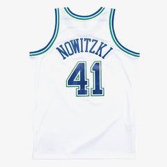 Mitchell & Ness - Dirk Nowitzki Dallas Mavericks 1998-99 Hardwood Classics Swingman Jersey - White