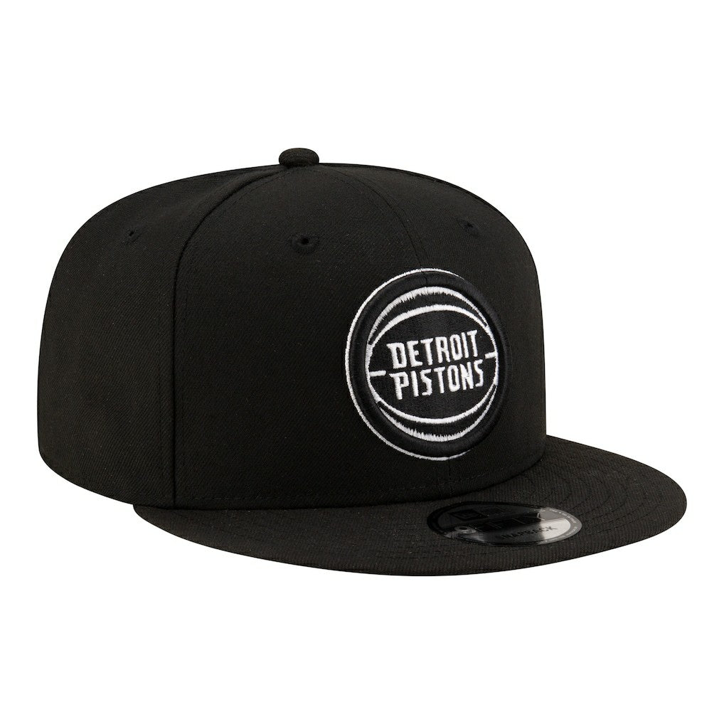 New Era - Detroit Pistons Team 9FIFTY Snapback Hat - Black/White