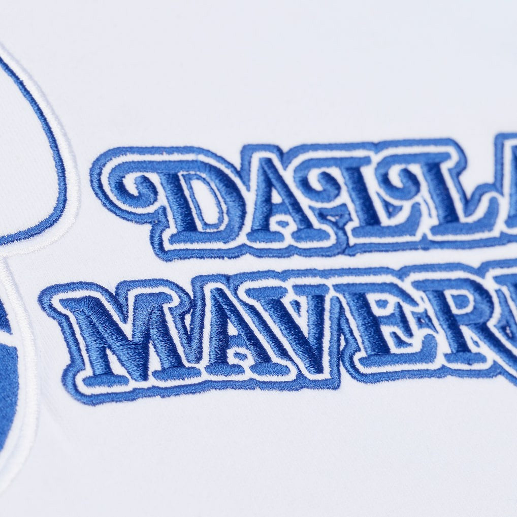 Mitchell & Ness - Dallas Mavericks Arctic Fleece Sweatshirt - White