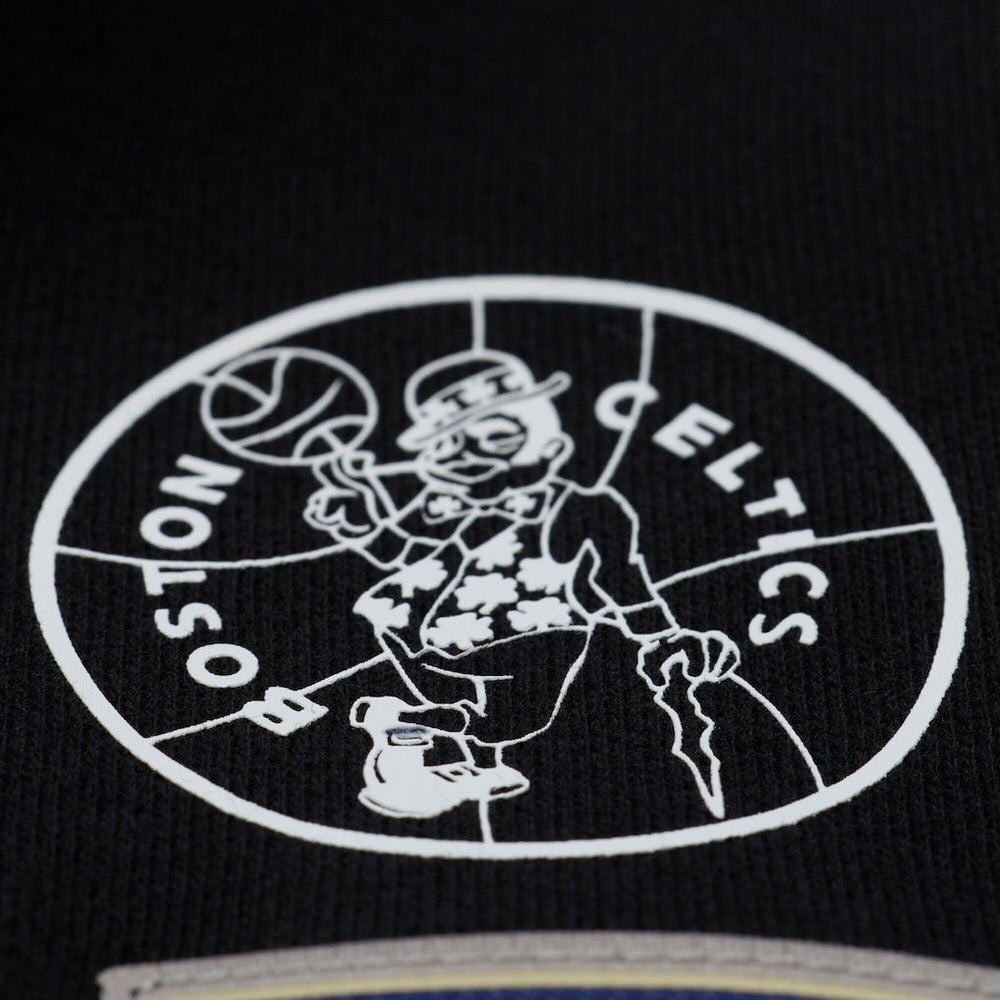 Mitchell & Ness - Boston Celtics Women's Hardwood Classics Script Lightweight Sweatshirt - Black