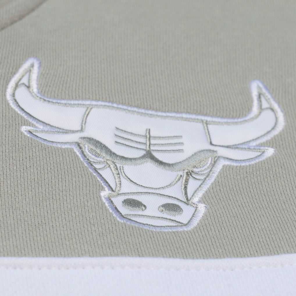 Mitchell & Ness - Chicago Bulls Thunderstorm Head Coach Quarter-Zip Jacket - Blue