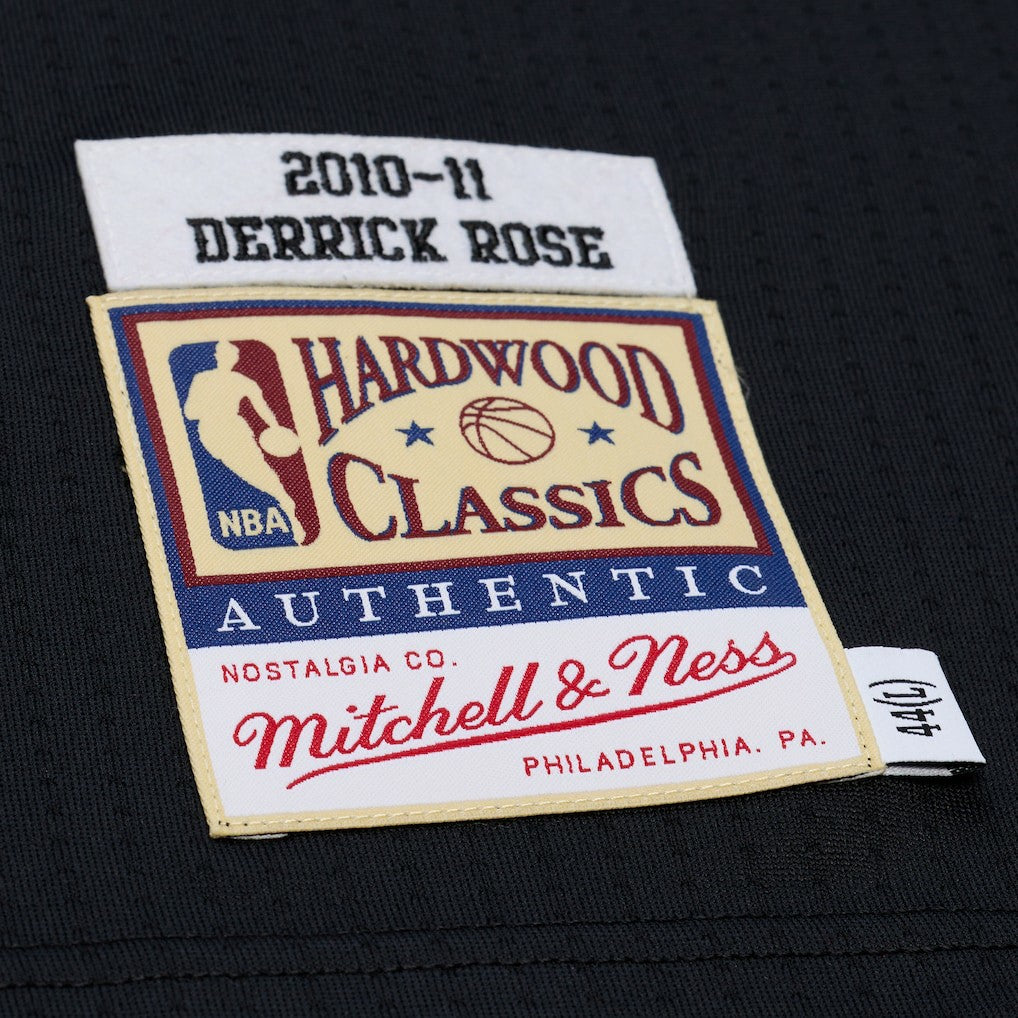 Mitchell & Ness - Derrick Rose Chicago Bulls 2010-11 Authentic Jersey - Black