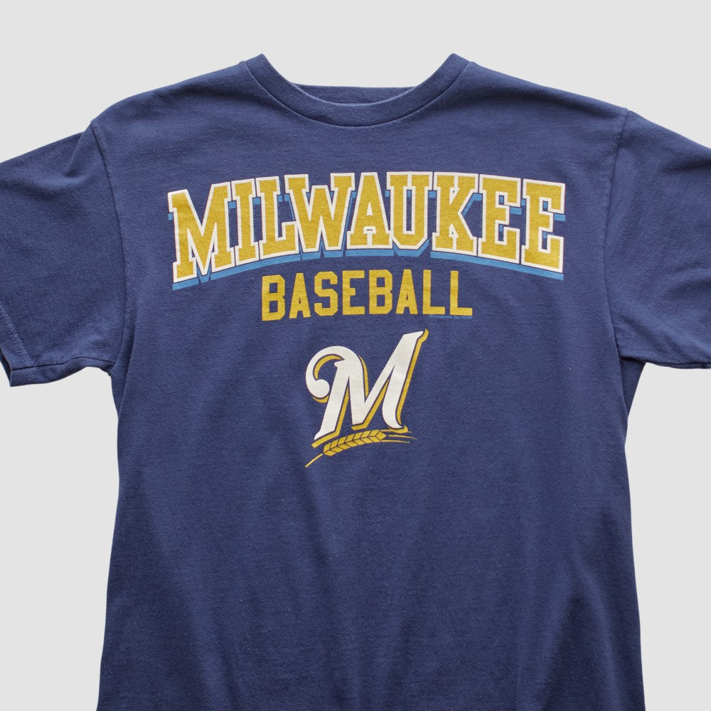Milwaukee Brewers Genuine Merchandise 2000s T-shirt discount