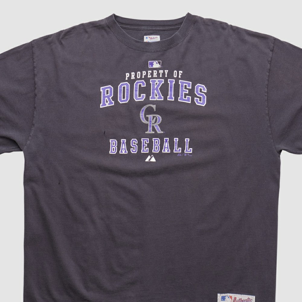 Colorado Rockies Majestic 2000s T-shirt Lifestyle