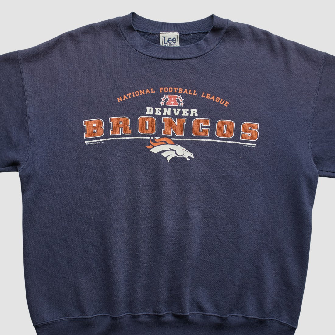 Denver Broncos Lee Apparel 2001 Pullover Sweatshirt Navy Vintage - Fanatics