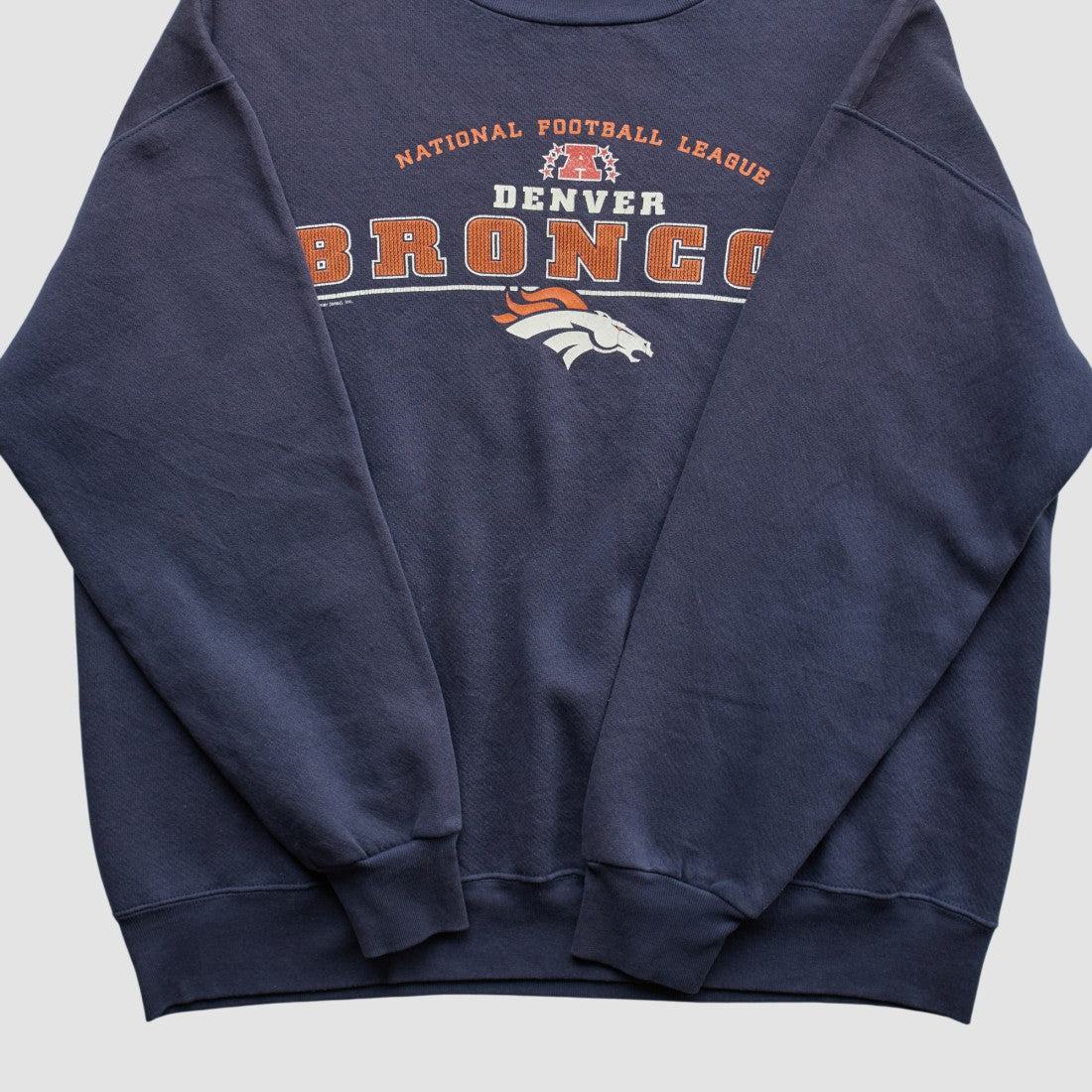 Denver Broncos Lee Apparel 2001 Pullover Sweatshirt Navy Vintage - Fanatics