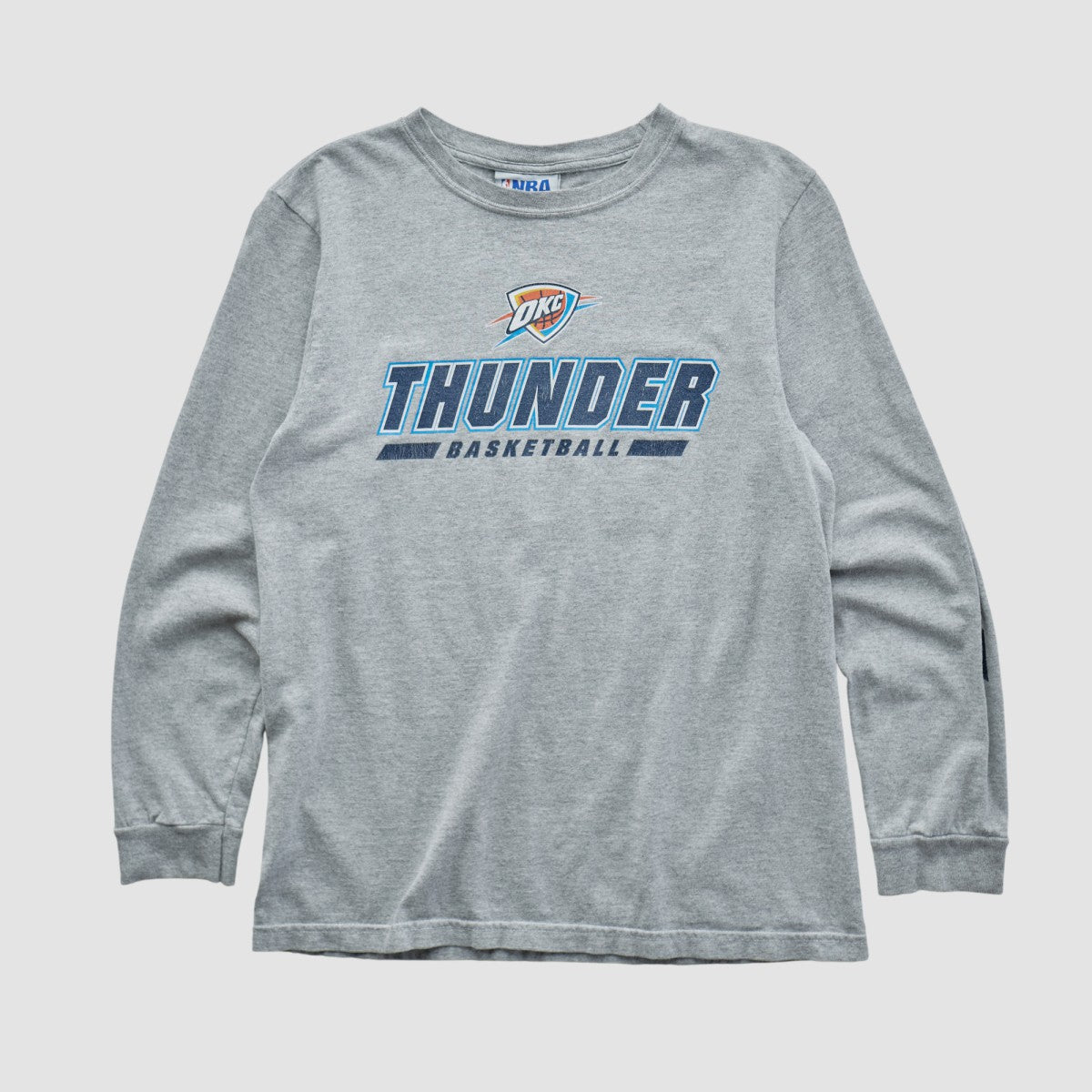 Vintage - Oklahoma City Thunder NBA 2010s Long Sleeve T-shirt - Heather Gray Vintage