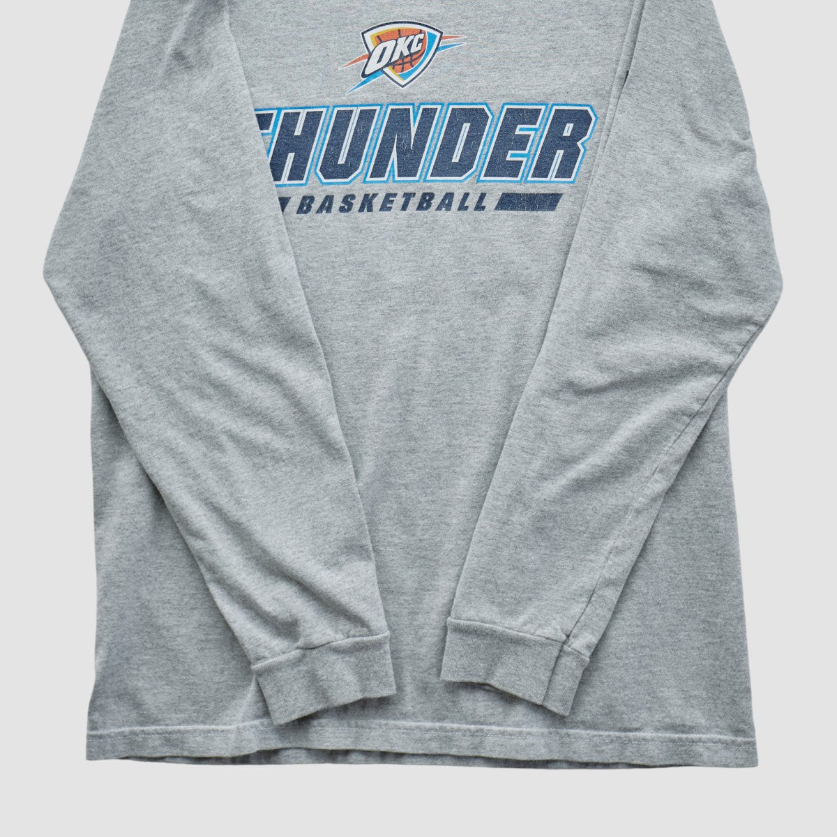 Vintage - Oklahoma City Thunder NBA 2010s Long Sleeve T-shirt - Heather Gray Vintage