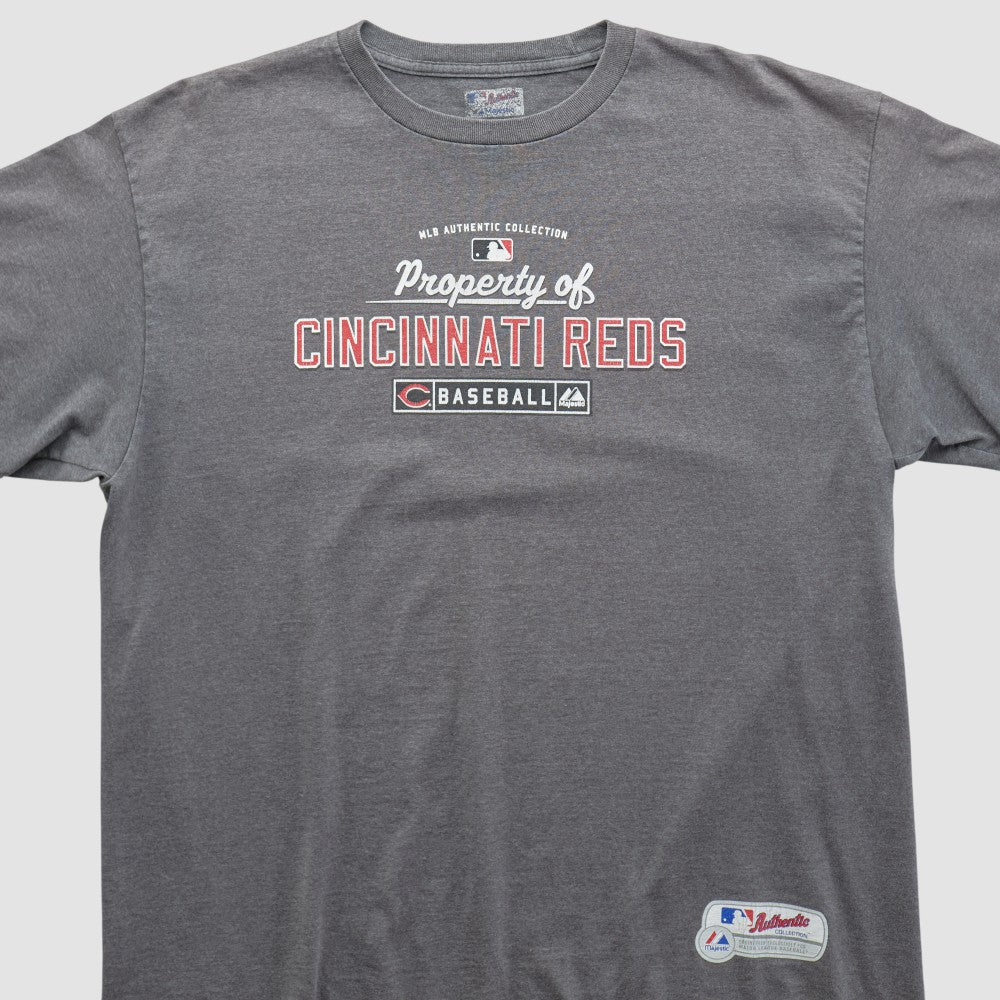 Cincinnati Reds Majestic 2000s T-shirt Sale