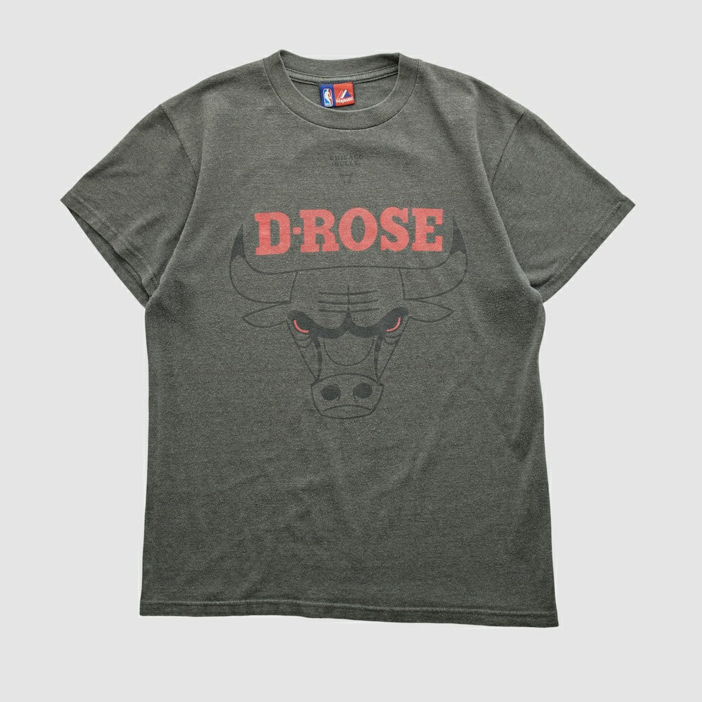 Vintage - Chicago Bulls Majestic 2000s T-shirt - Dark Heather Gray Vintage