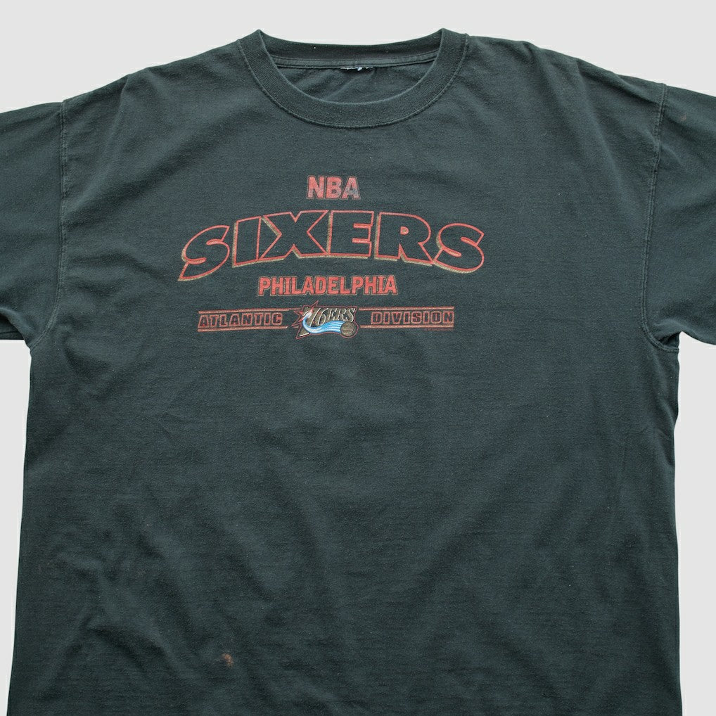 Vintage - Philadelphia 76ers 2000s T-shirt - Black Vintage