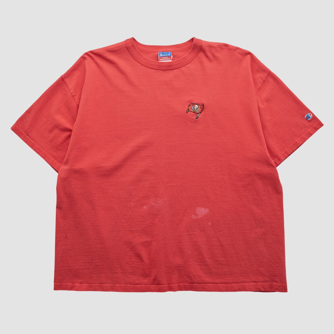 Tampa Bay Buccaneers Champion 2000s T-shirt Red Vintage - Fanatics