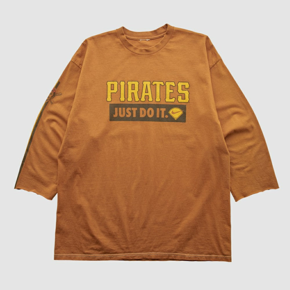 Pittsburgh Pirates 2000s T-shirt Lifestyle
