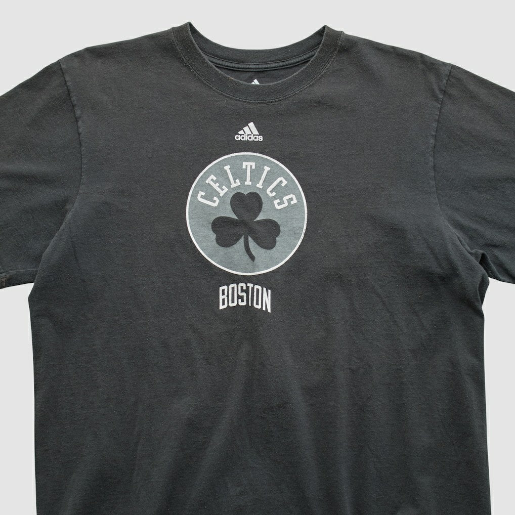 Adidas - Boston Celtics 2010s T-shirt - Black Vintage