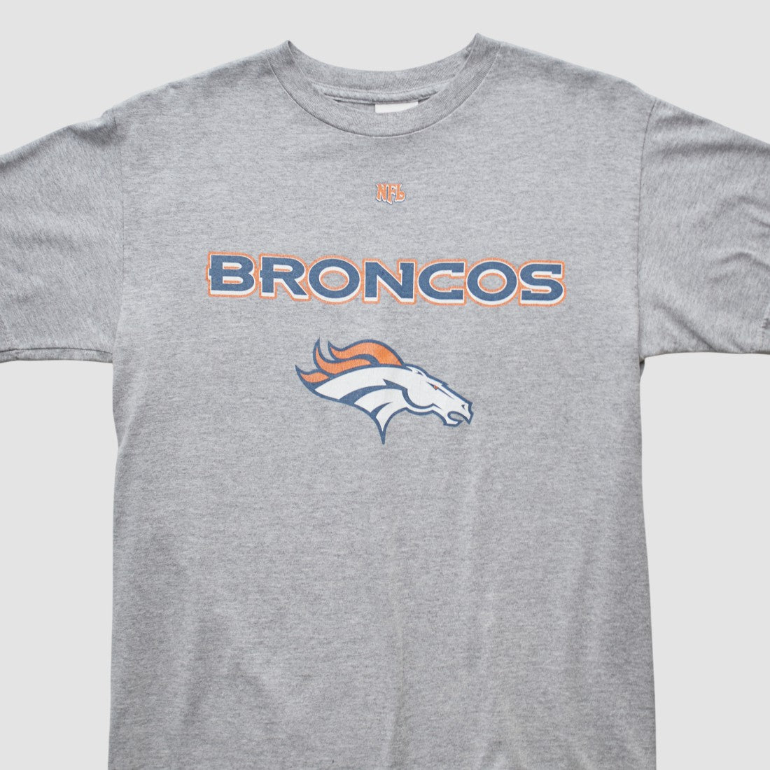 Denver Broncos NFL 2000s T-shirt Heather Gray Vintage - Fanatics