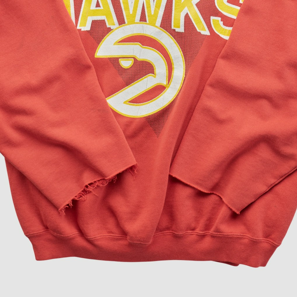 Vintage - Atlanta Hawks Hanes 90s Pullover Sweatshirt - Red Vintage