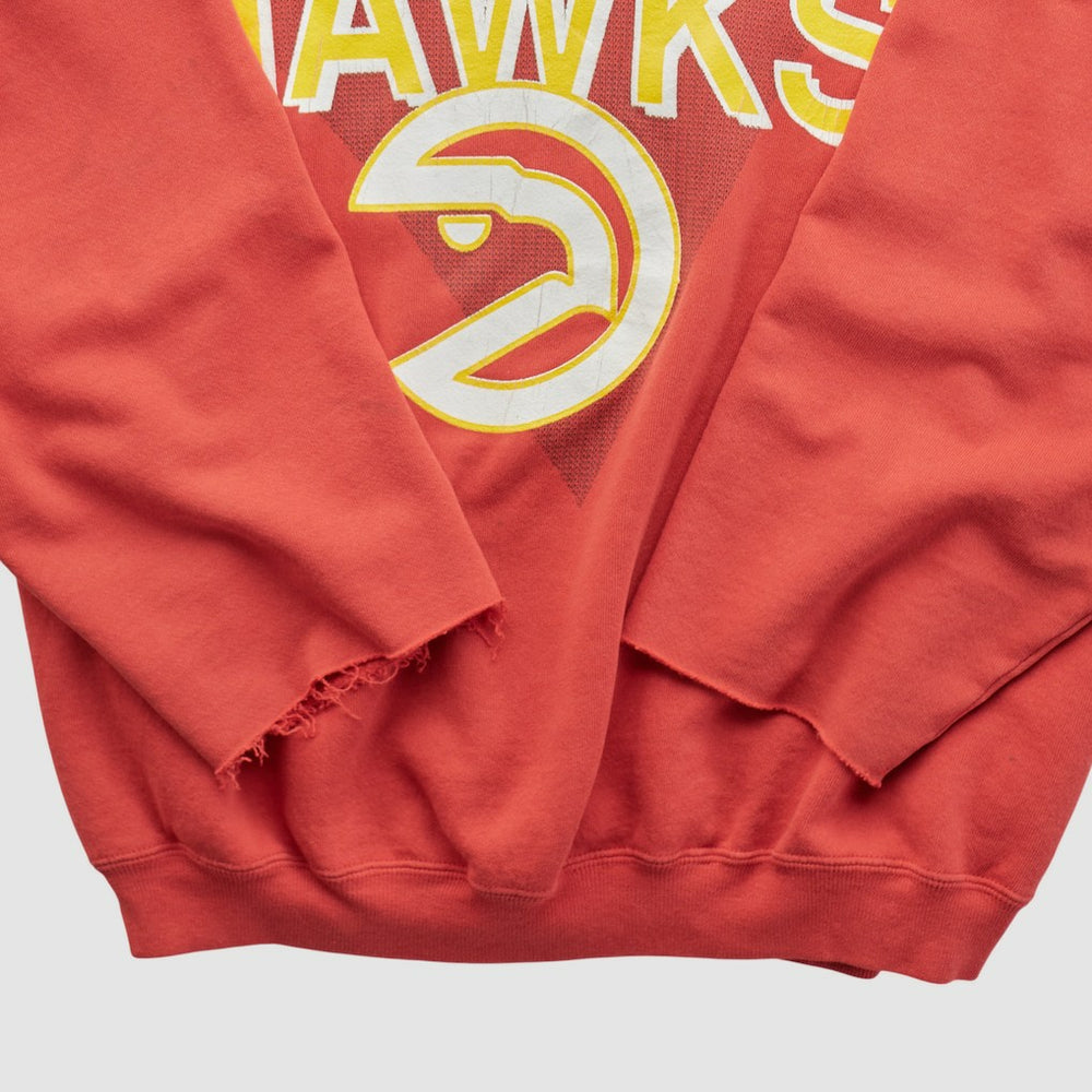 Vintage - Atlanta Hawks Hanes 90s Pullover Sweatshirt - Red Vintage