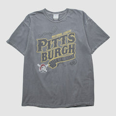 Pittsburgh Pirates Genuine Merchandise 2000s T-shirt for sale