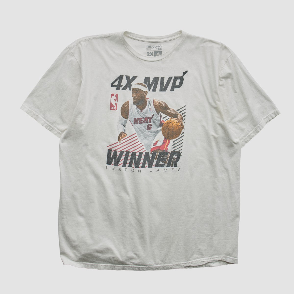 Adidas - Lebron James 2010s T-shirt - White Vintage