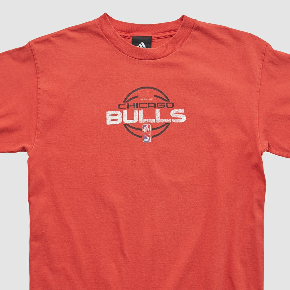 Adidas - Chicago Bulls 2010s T-shirt - Red Vintage