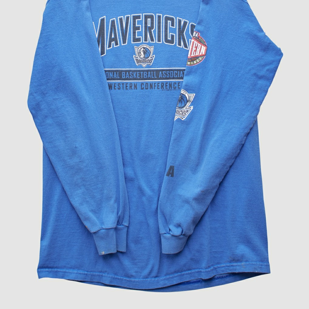 Vintage - Dallas Mavericks CSA 2000s Long Sleeve T-shirt - Blue Vintage