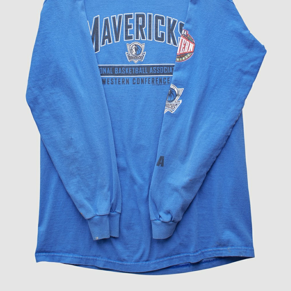 Vintage - Dallas Mavericks CSA 2000s Long Sleeve T-shirt - Blue Vintage