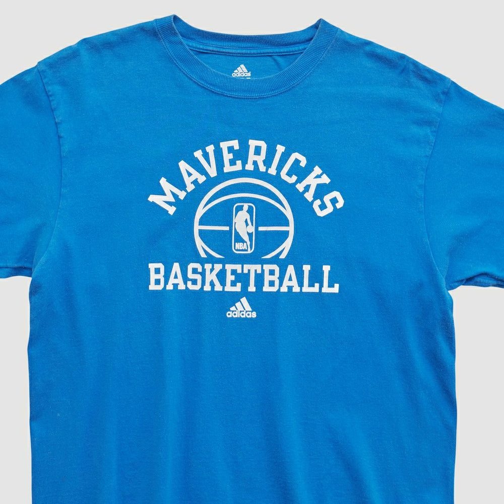 Adidas - Dallas Mavericks 2010s T-shirt - Blue Vintage