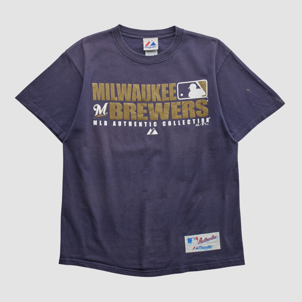 Milwaukee Brewers Majestic 2008 T-shirt Lifestyle