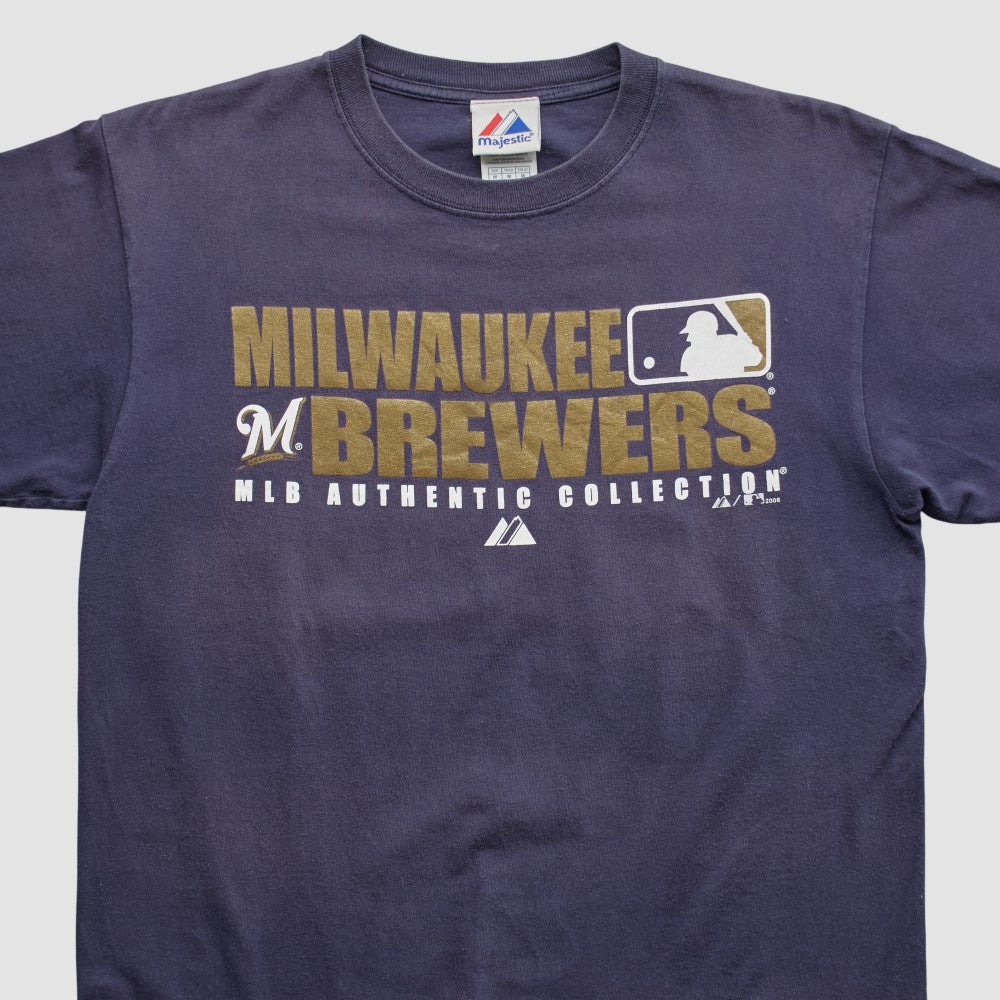 Milwaukee Brewers Majestic 2008 T-shirt Lifestyle