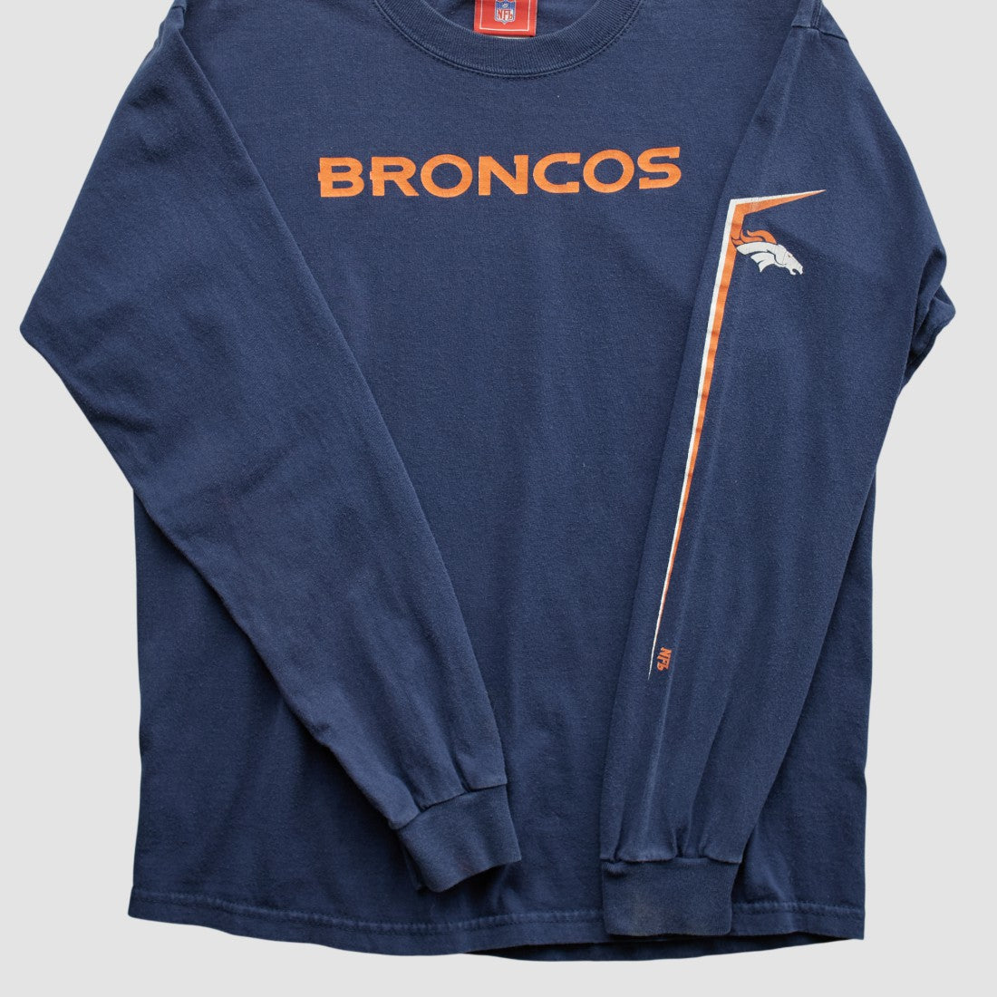 Denver Broncos NFL 2000s Long Sleeve T-shirt Navy Vintage - Fanatics